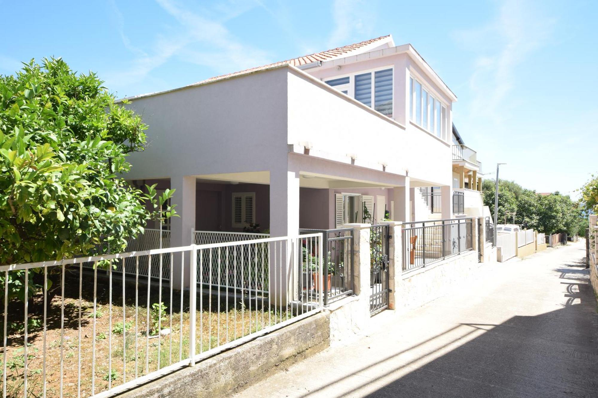 Jakov Apartment *