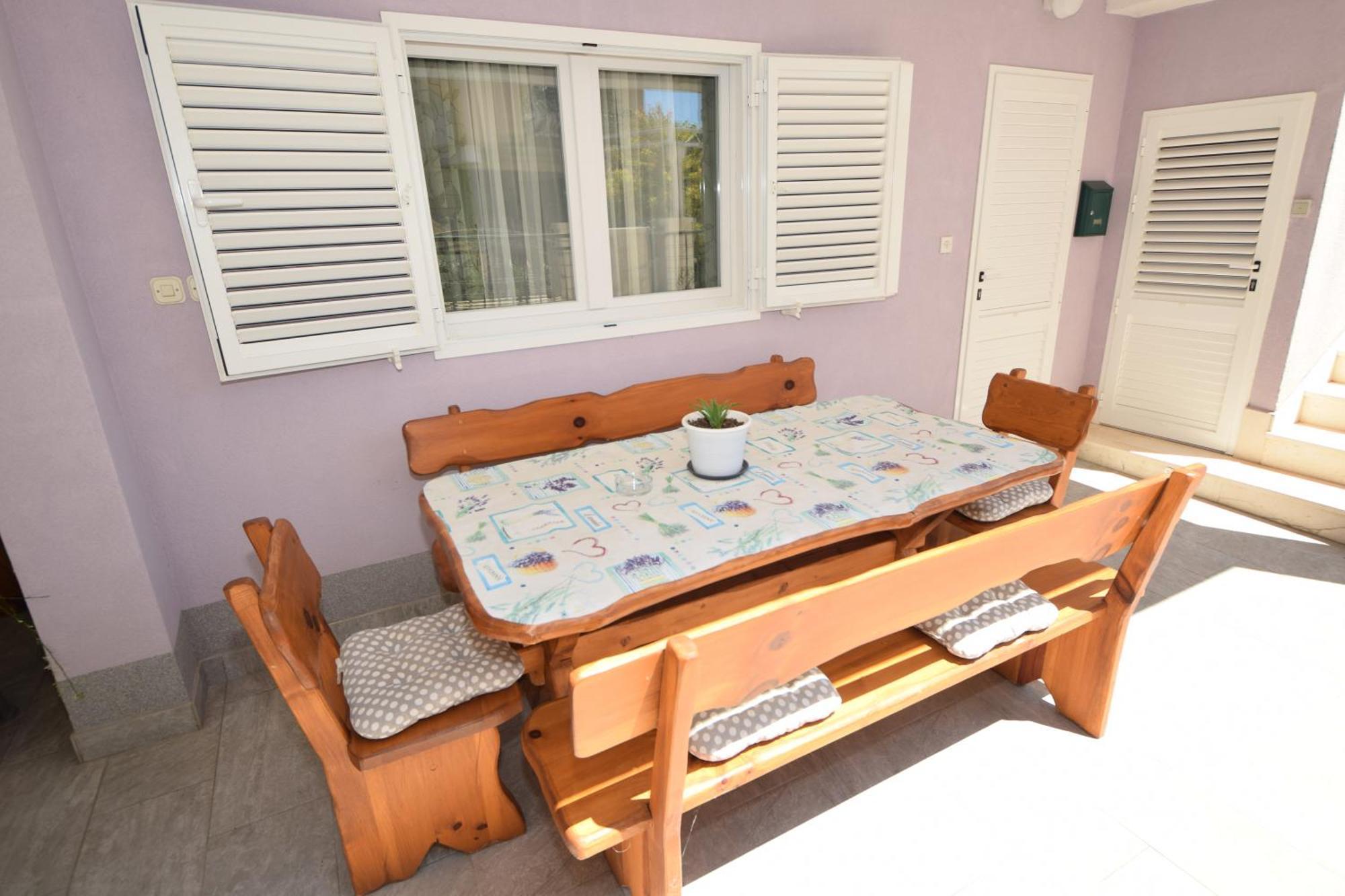 Jakov Apartment